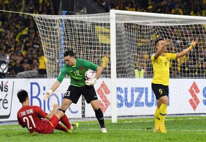 Thủ môn Đặng Văn Lâm đã có những khoảnh khắc đáng quên ở sân Bukit Jalin 7 năm về trước