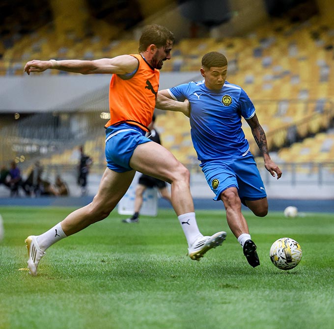 Nhiều cầu thủ nhập tịch Malaysia đang tích cực tập luyện chuẩn bị cho trận gặp ĐT Việt Nam vào ngày 10/6